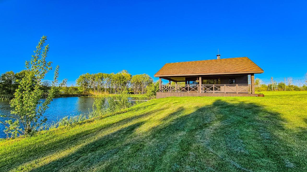 Holiday House "Bruklenes" Talsi Extérieur photo